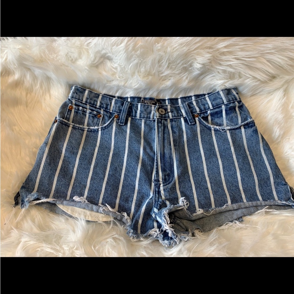 Abercrombie & Fitch Annie High Rise Short Size 30/10
